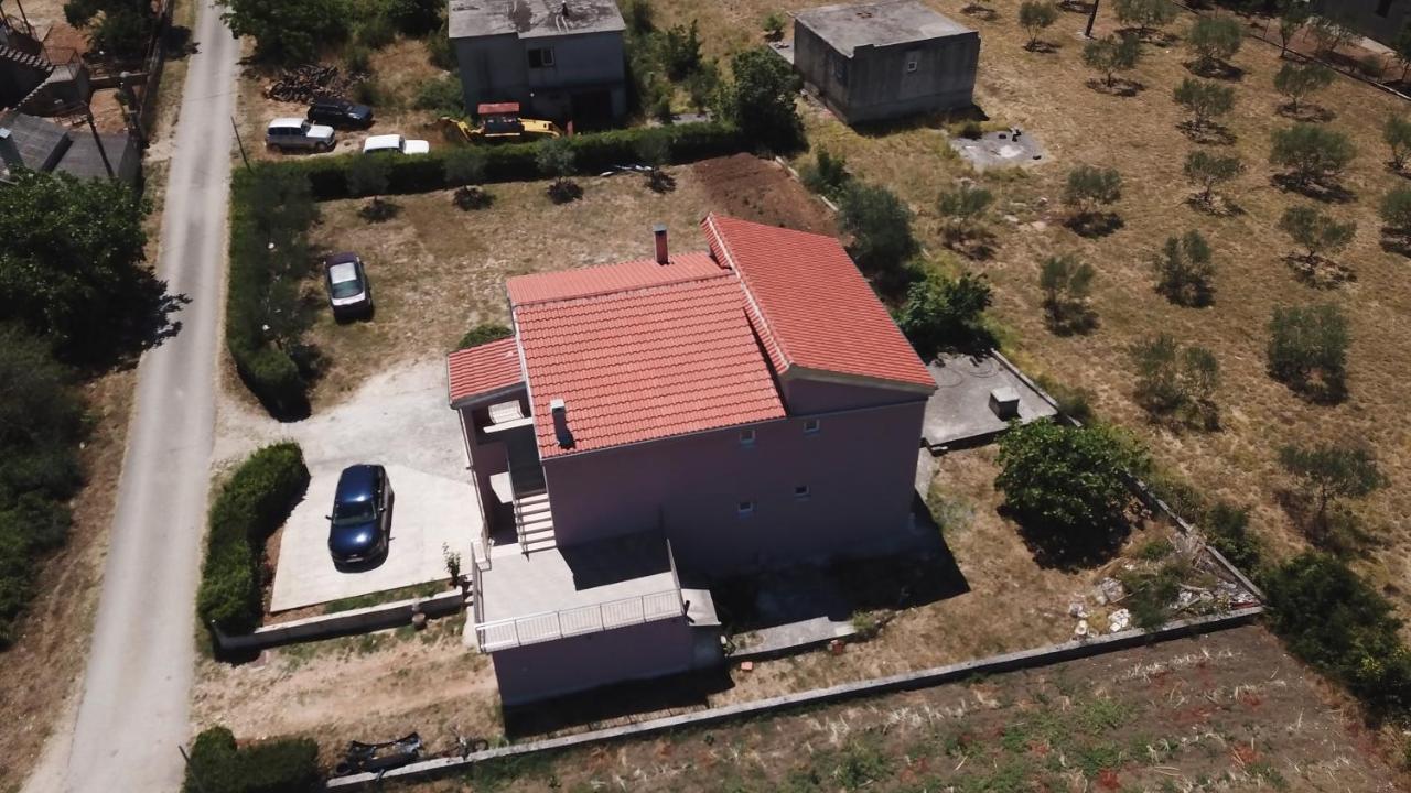 Apartman Susic Apartment Policnik Bagian luar foto
