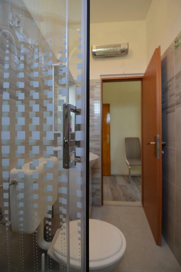 Apartman Susic Apartment Policnik Bagian luar foto