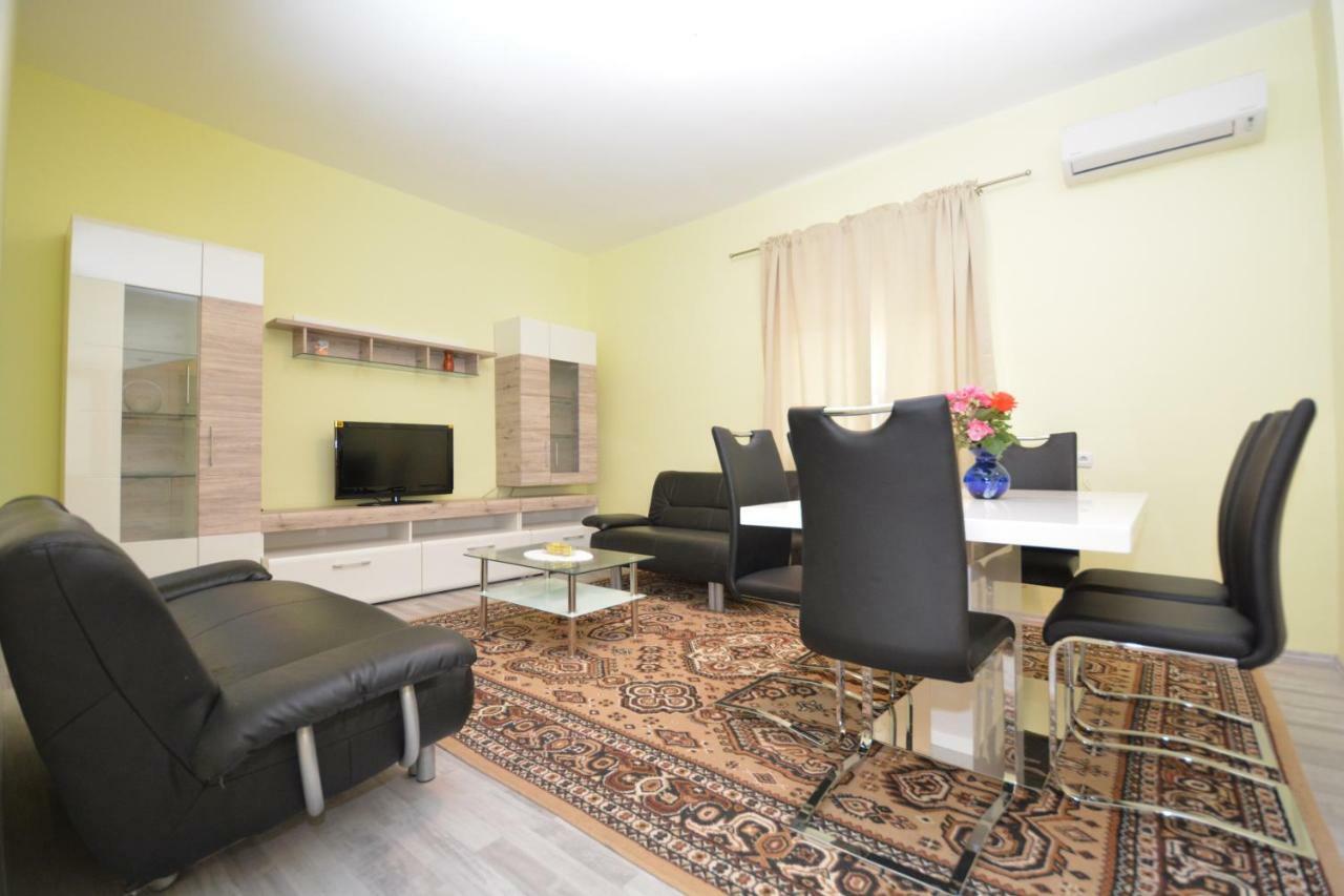 Apartman Susic Apartment Policnik Bagian luar foto