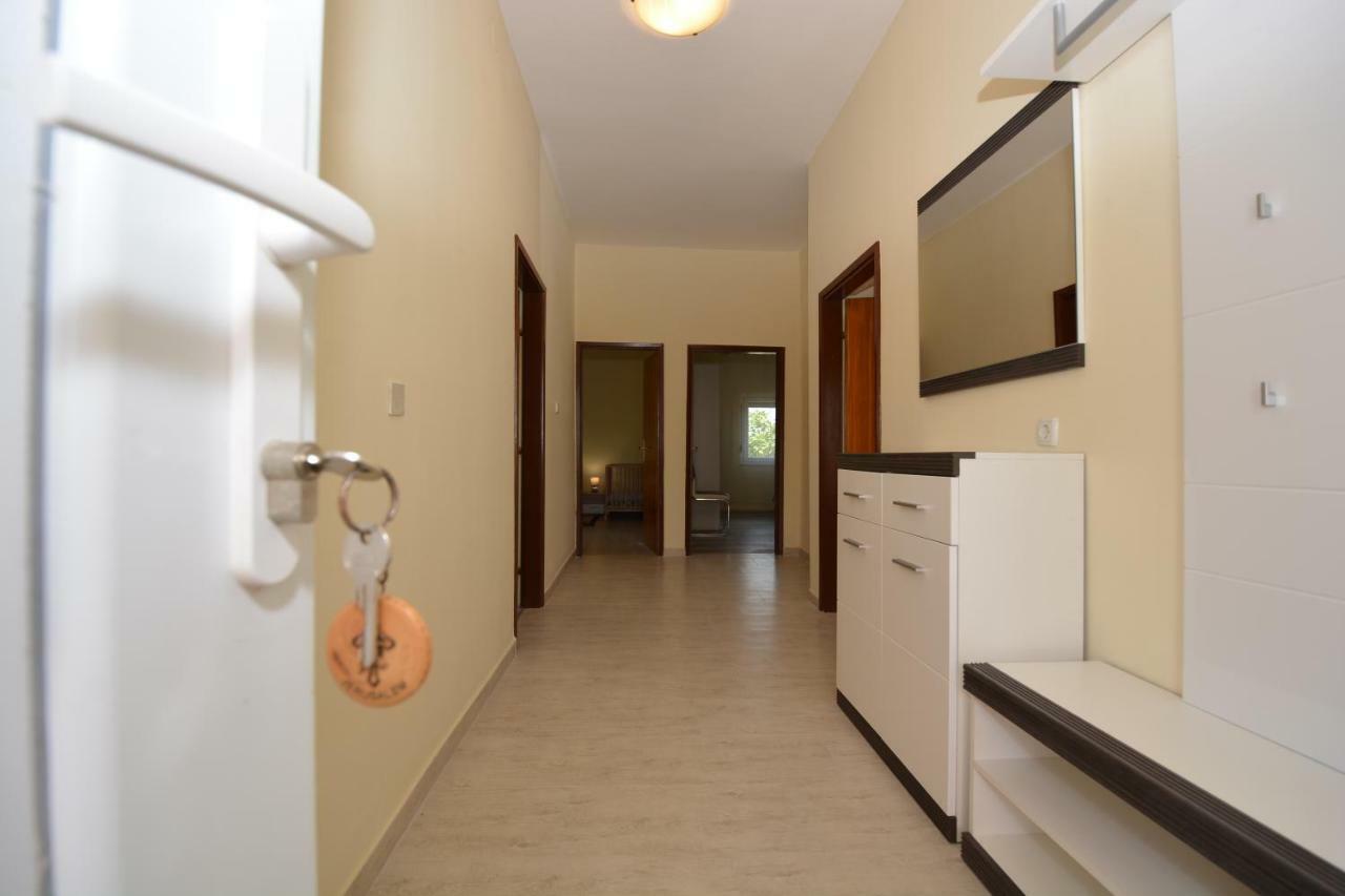 Apartman Susic Apartment Policnik Bagian luar foto