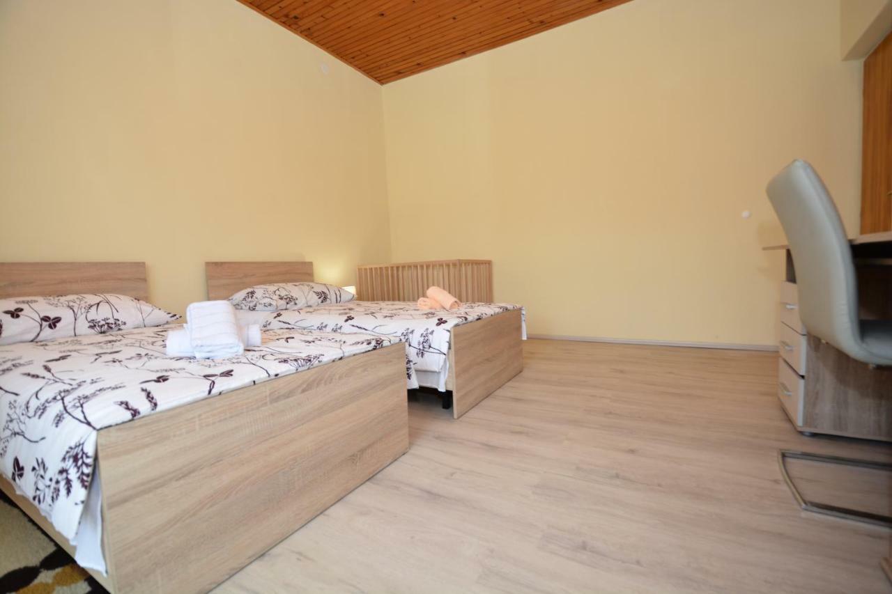 Apartman Susic Apartment Policnik Bagian luar foto